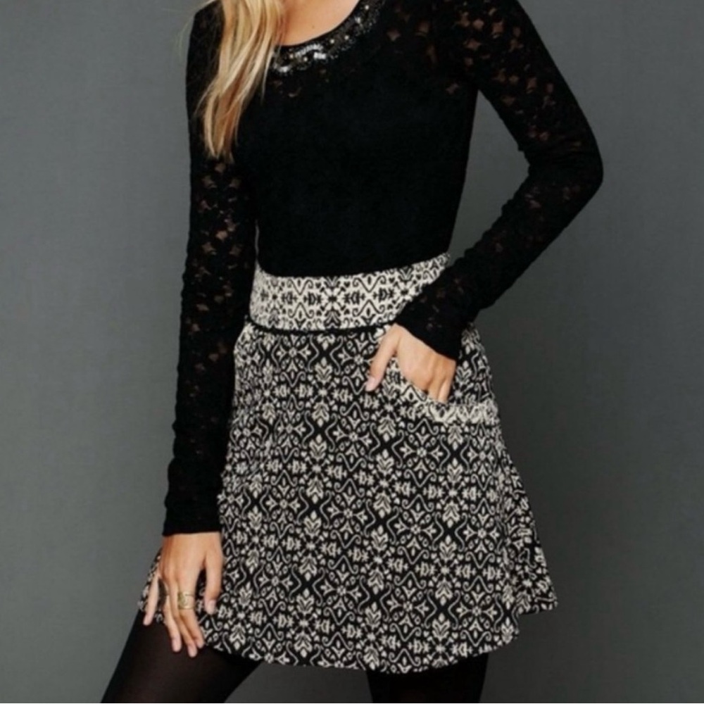 Free People Carpet Bag Mini Skirt EUC